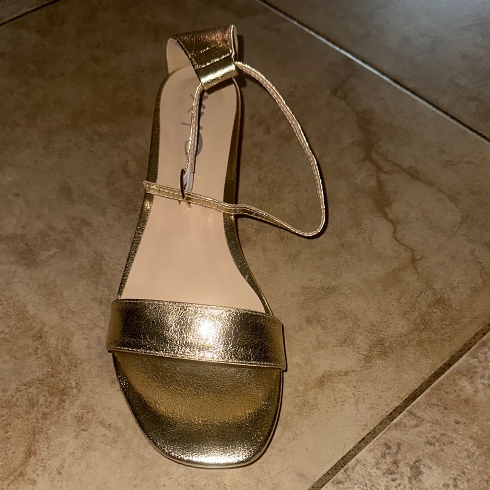 Gold Sandals with Flat Sole and Open Toe Design